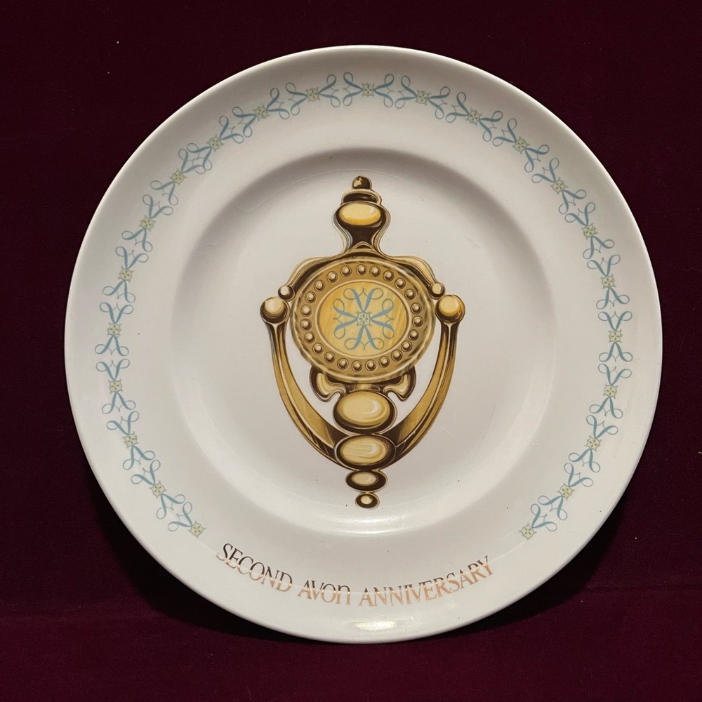 Vintage Avon 2nd Year Anniversary Limited Edition Plate